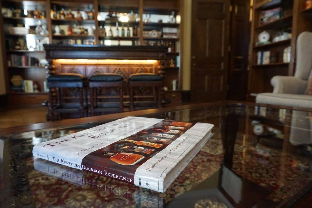Louisville Bourbon Inn Luaran gambar